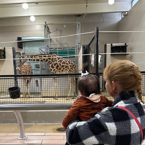 Meet your Posher, Patti - Picture 6 of 8